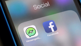 Facebook dice que siente haber sugerido vídeos de pornografía infantil en las búsquedas<em></em>